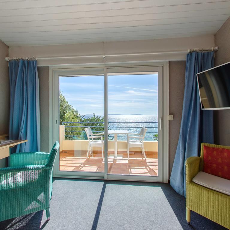 Grand Hotel Moriaz Le Lavandou Εξωτερικό φωτογραφία