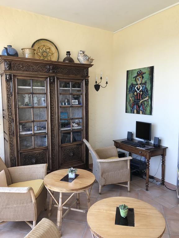 Grand Hotel Moriaz Le Lavandou Εξωτερικό φωτογραφία