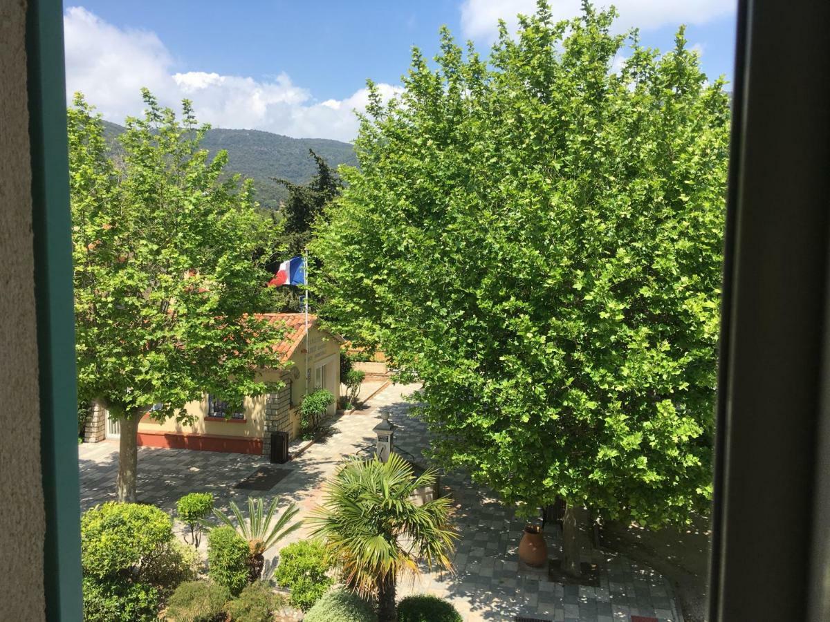 Grand Hotel Moriaz Le Lavandou Εξωτερικό φωτογραφία